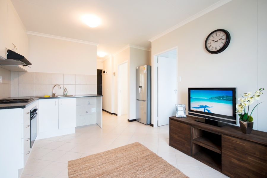 To Let 2 Bedroom Property for Rent in Buh Rein Estate Western Cape
